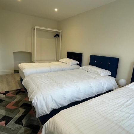 Spire Entire Apartment No Kitchen Dublin Exterior foto