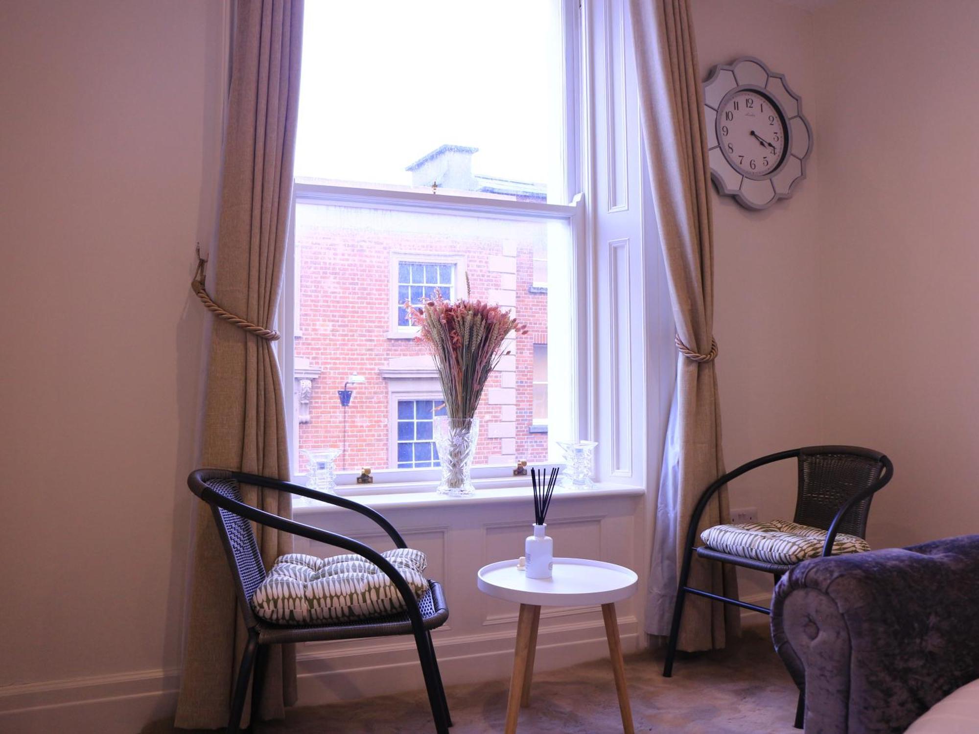 Spire Entire Apartment No Kitchen Dublin Exterior foto
